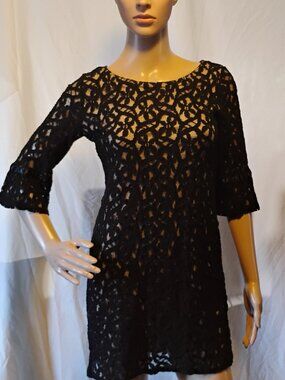 Tiana B | Black Lace Over Tan Lined Dress | Size 6 | Bell Sleeves